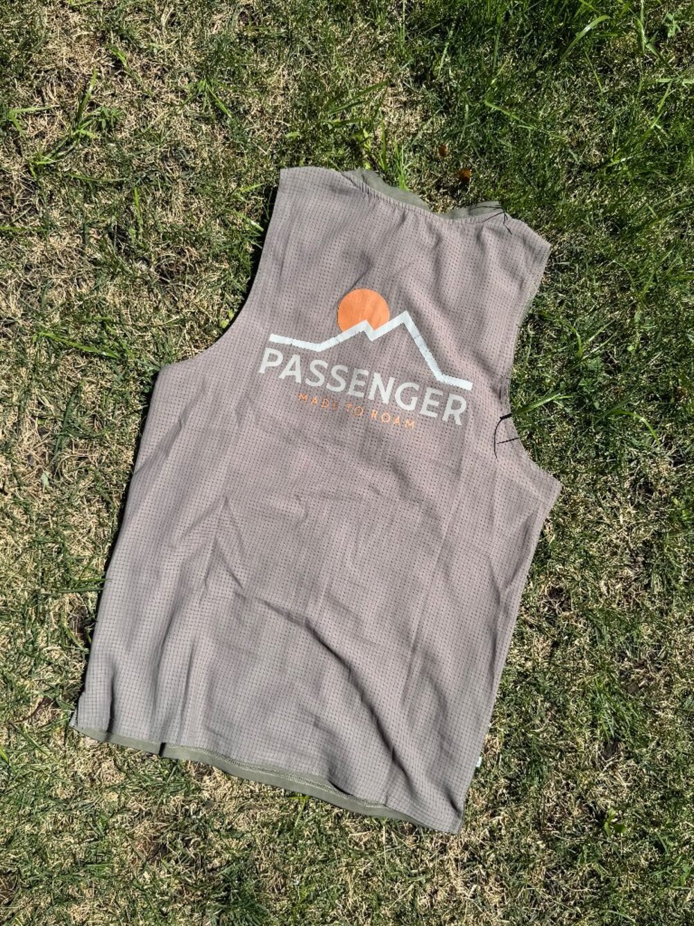 Passenger - Graphic Tank Top (Men's) - Green